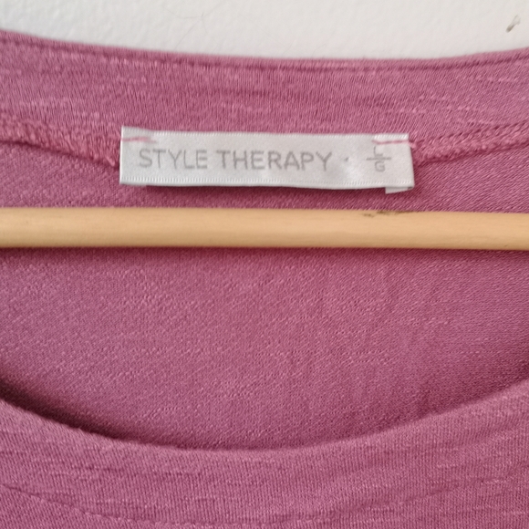 STYLE THERAPY Sweater - Picture 2 of 2